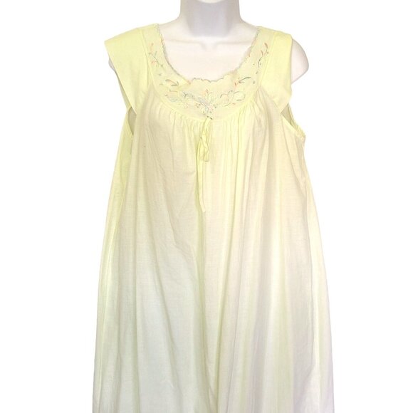 Vintage Yellow Sleeveless Nightgown Embroidered Neckline Maxi M/L - Picture 2 of 8